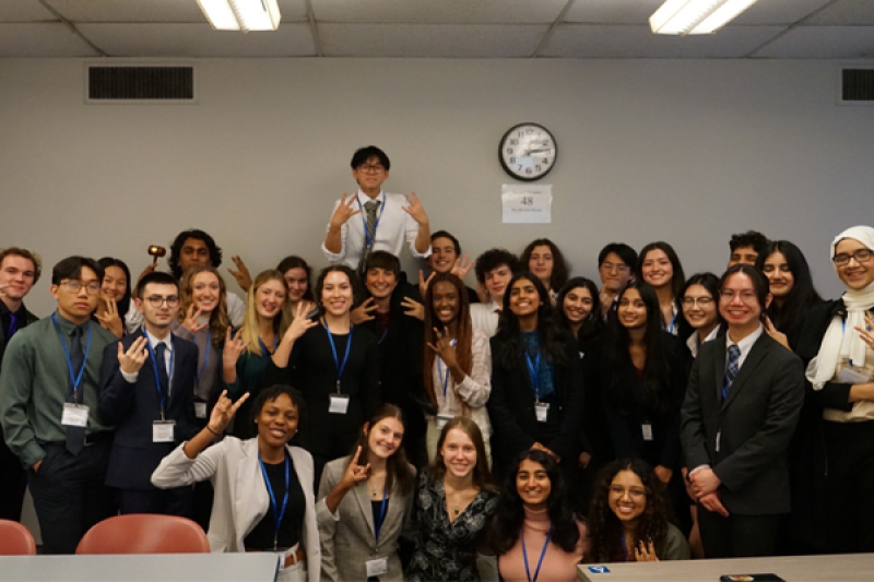 ASU SunMUN students